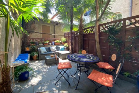Privater und idyllischer Innenhof