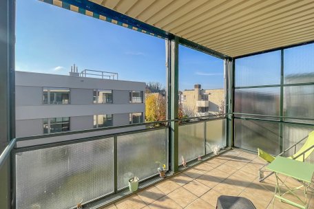 Sonniger Balkon