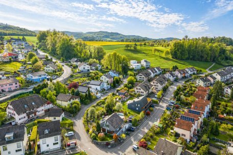Luftaufnahme mit Umgebung