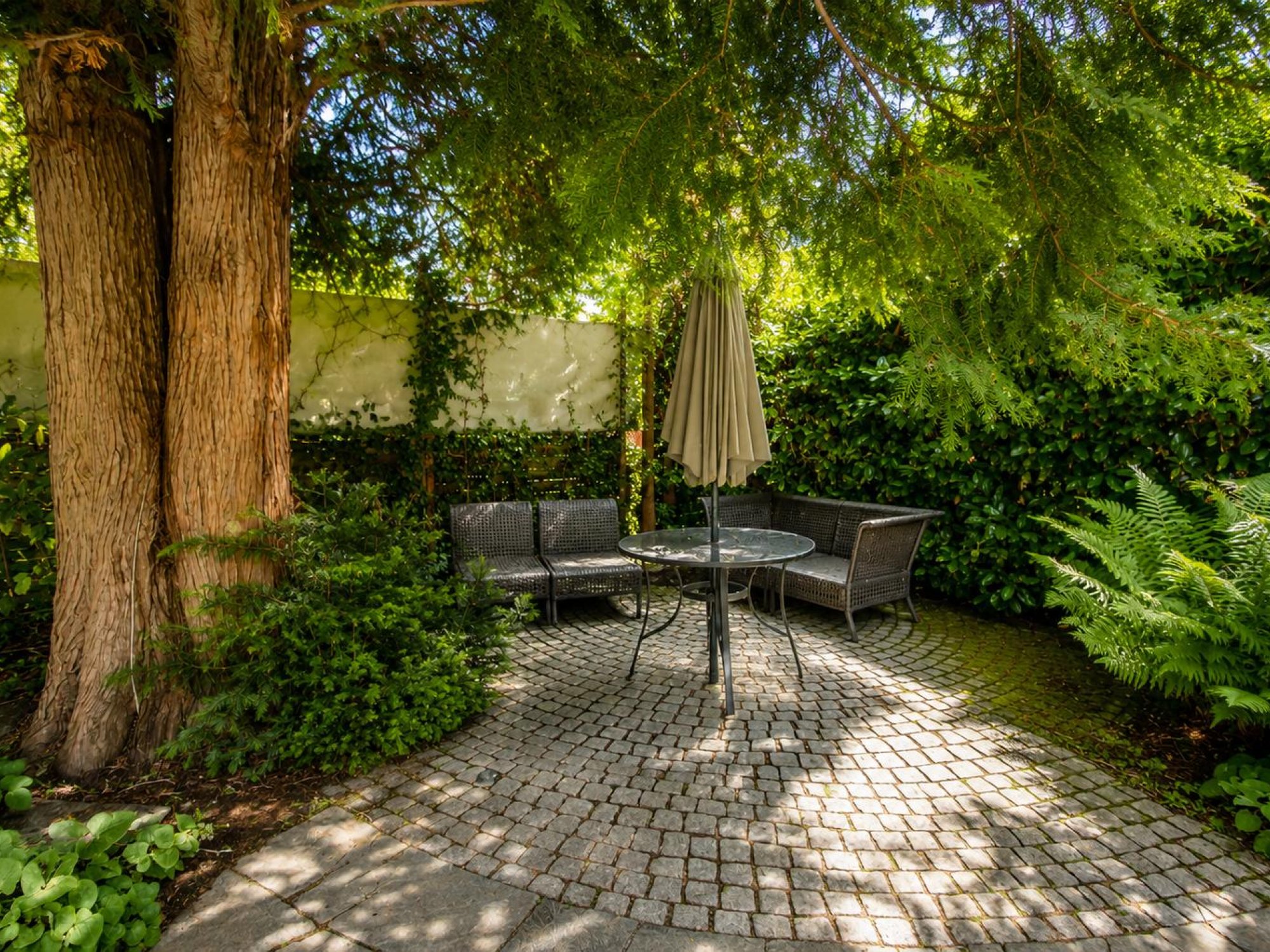 Gemütlicher Gartensitzplatz