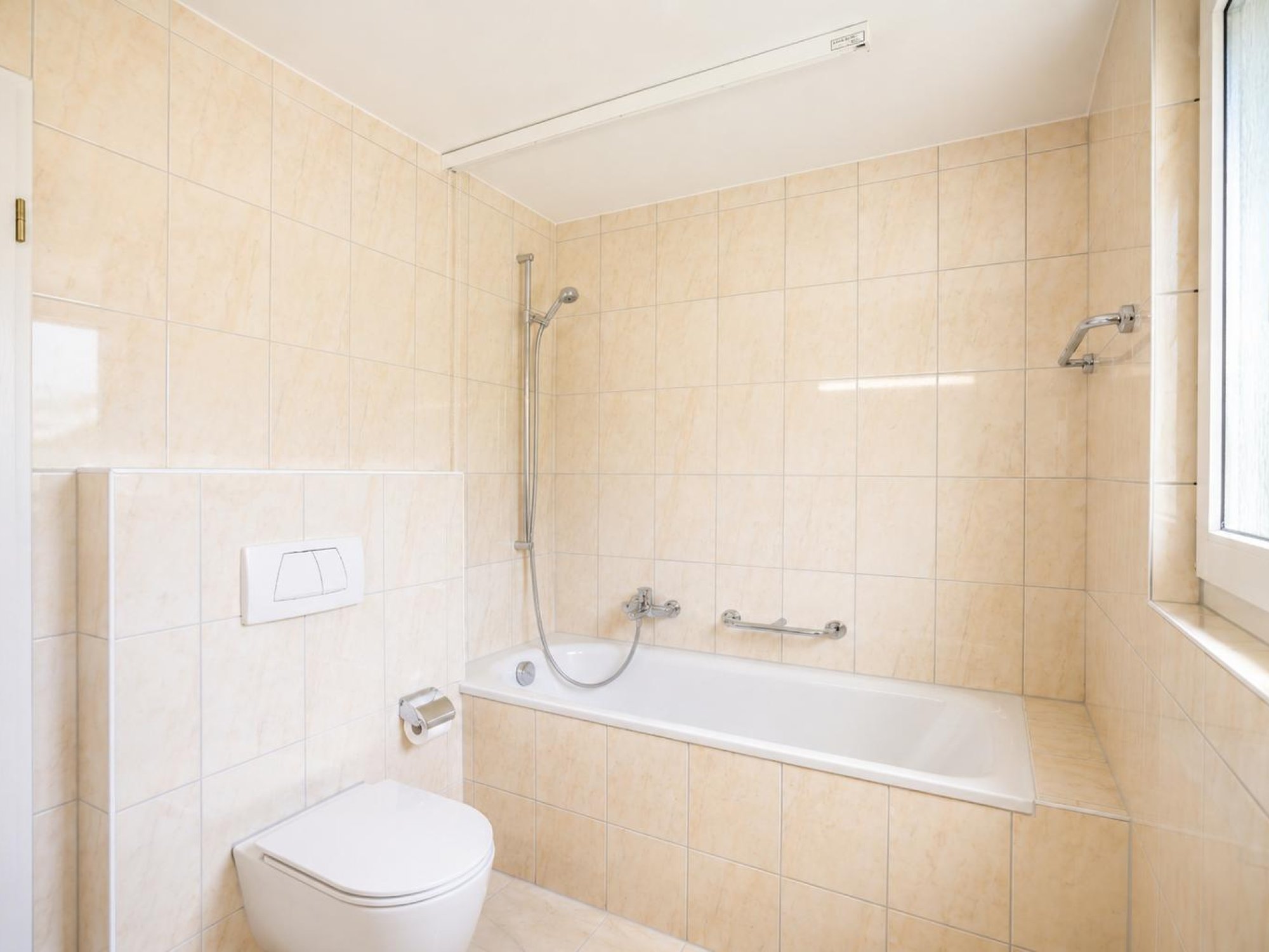 Badezimmer im Obergeschoss