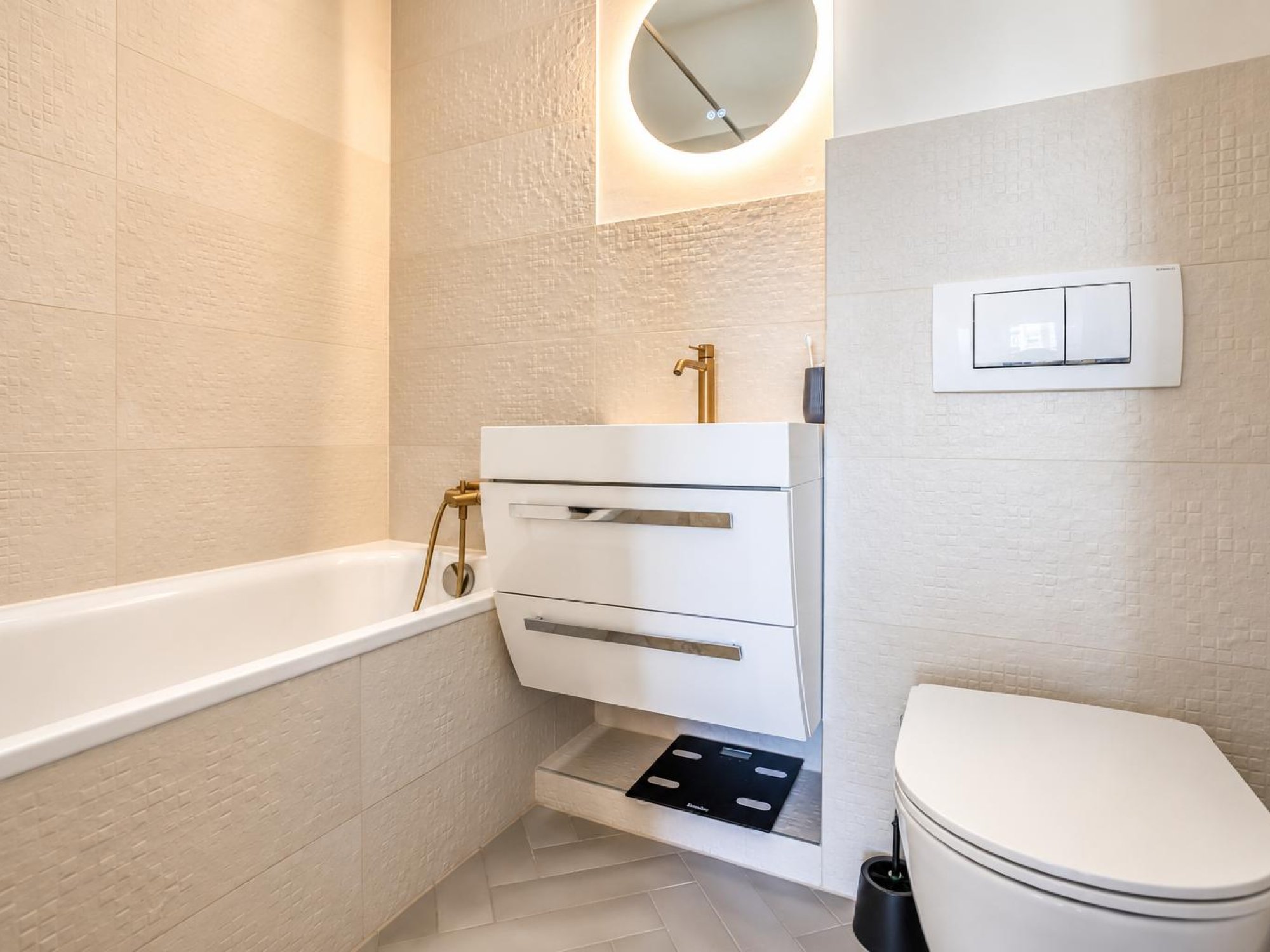 Badezimmer im Obergeschoss